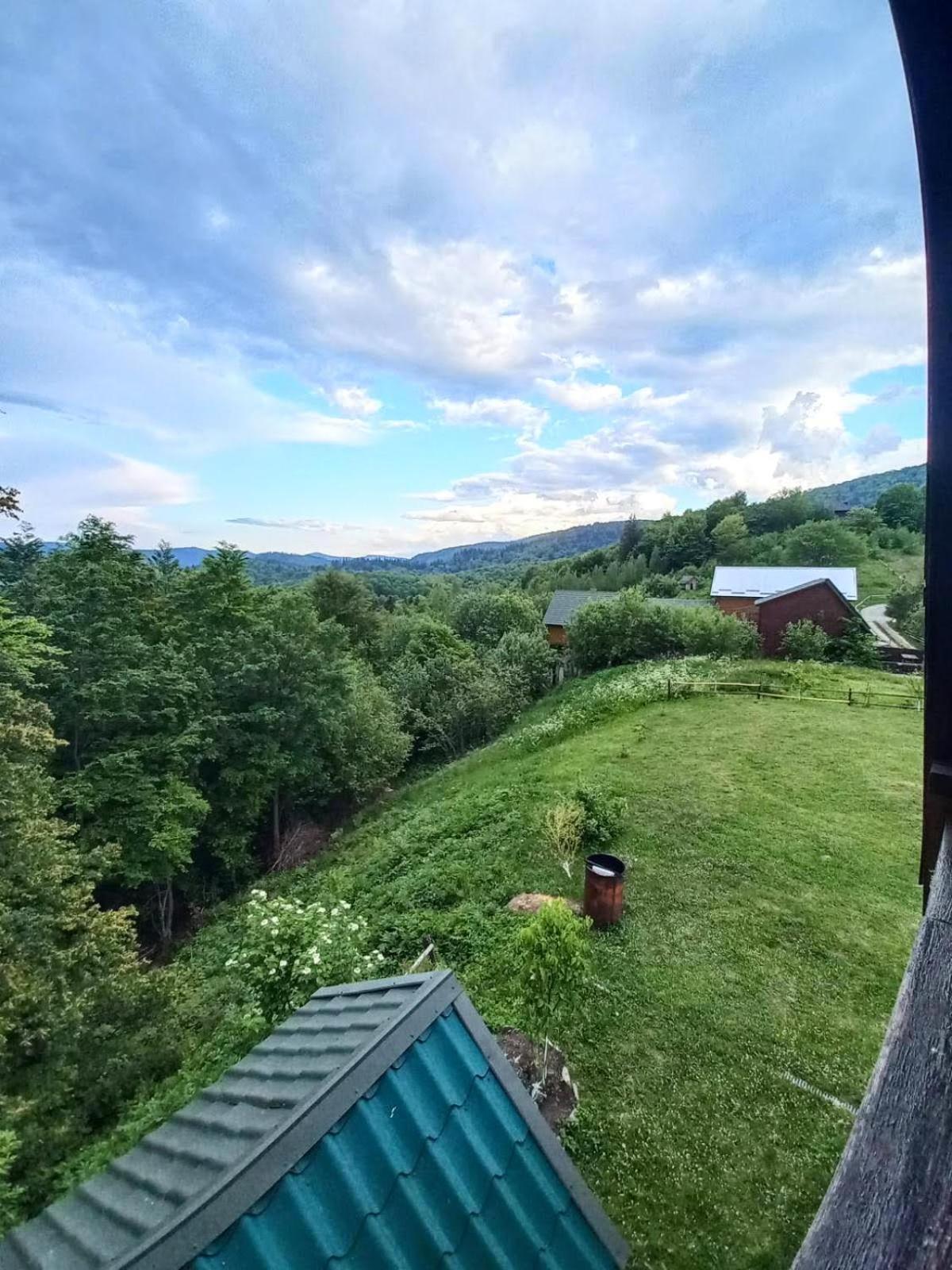 Котедж "Гірський Затишок" Yaremche Exterior photo